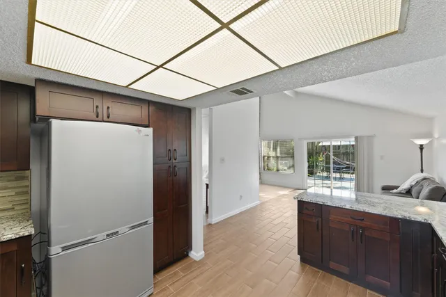 $270,000 | 7715 Candle Green Lane, Houston, TX 77071