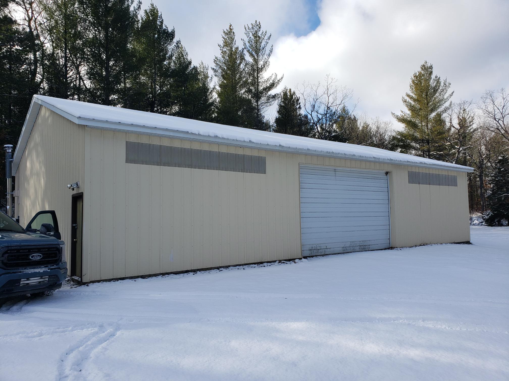 2390 Bell Road Grayling, MI 49738 - Photo 4 of 23 Gallery Image 4