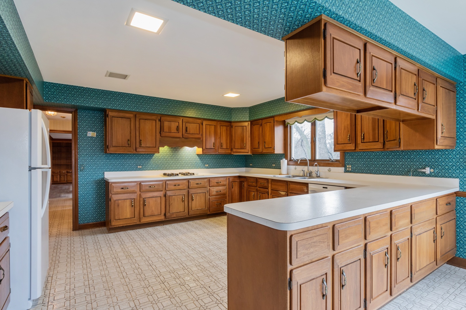 841 Cortbridge Court Inverness, IL 60067 - Photo 5 of 18 Gallery Image 5