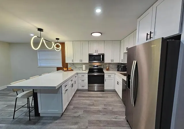 $2,900 | 2016 Dock Street, West Palm Beach, FL 33401