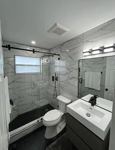 $2,900 | 2016 Dock Street, West Palm Beach, FL 33401