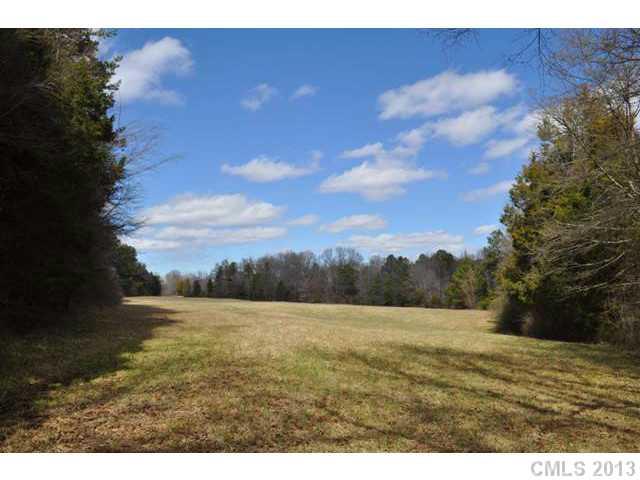 3540 Miranda Road Charlotte, NC 28216 - Photo 2 of 16 Gallery Image 2