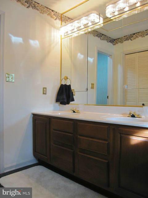 4801 Wood Road Temple Hills, MD 20748 - Photo 21 of 30 Double sinks