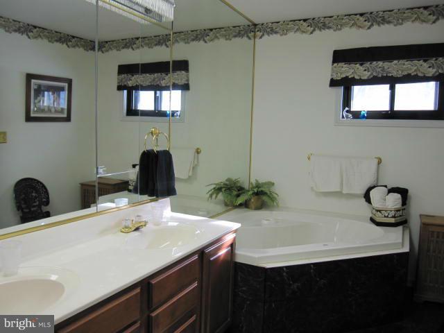 4801 Wood Road Temple Hills, MD 20748 - Photo 22 of 30 Bath (Master)