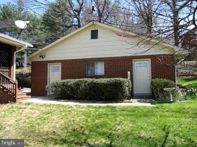4801 Wood Road Temple Hills, MD 20748 - Photo 28 of 30 Side of over sized detached garage