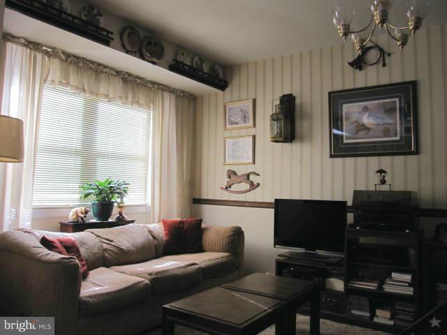 4801 Wood Road Temple Hills, MD 20748 - Photo 8 of 30 Family Room off Kitchen