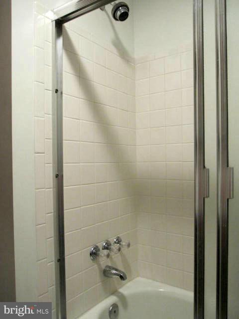 4801 Wood Road Temple Hills, MD 20748 - Photo 10 of 30 Hall Bath main level