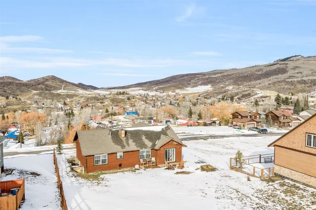 $825,000 | 158 Oak Ridge Circle, Oak Creek, CO 80467