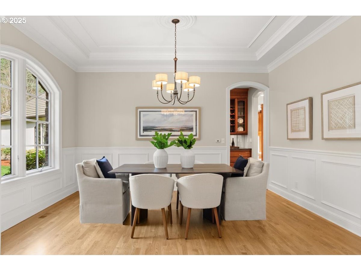 9440 Northwest Lightning Ridge Drive Portland, OR 97229 - Photo 13 of 48 Dining Room