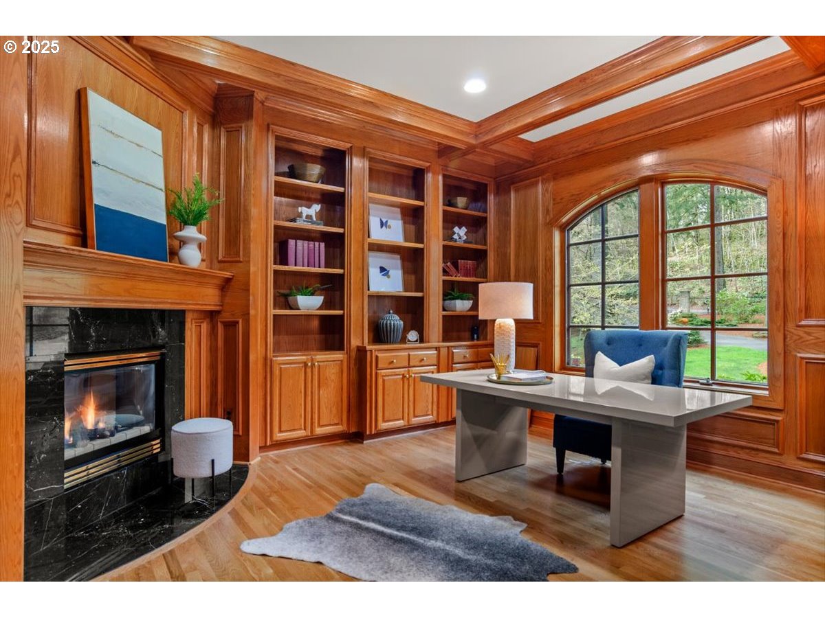 9440 Northwest Lightning Ridge Drive Portland, OR 97229 - Photo 23 of 48 Den/Office
