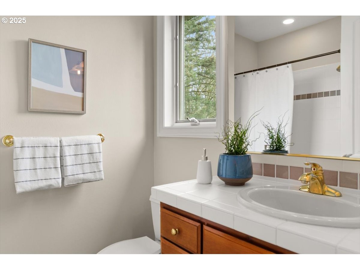 9440 Northwest Lightning Ridge Drive Portland, OR 97229 - Photo 34 of 48 Bonus Room