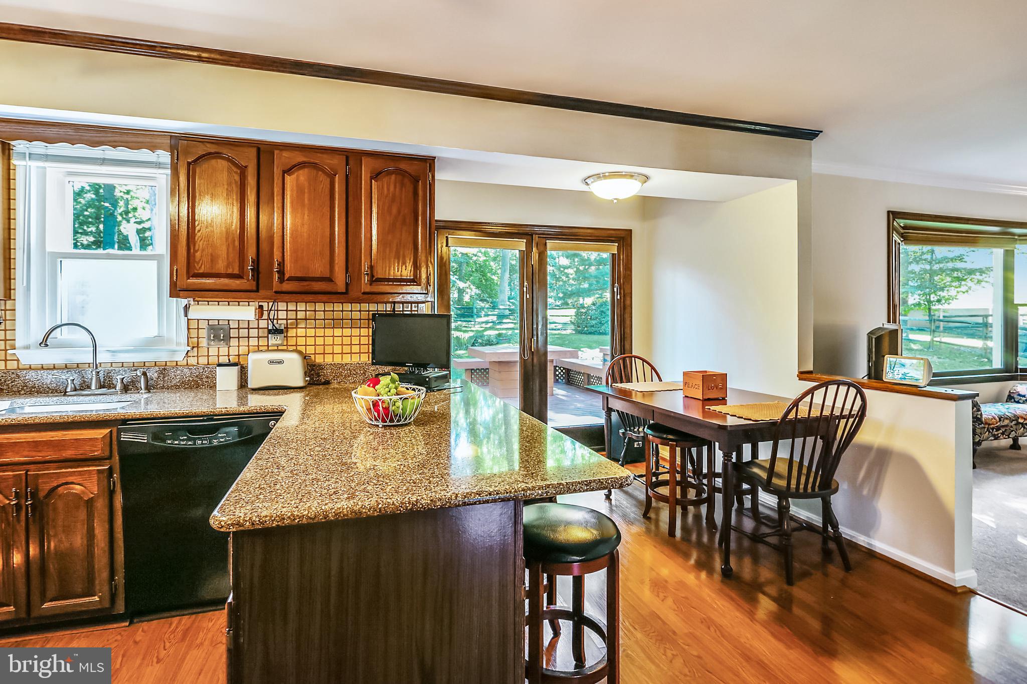 15523 Langside Street Silver Spring, MD 20905 - Photo 7 of 38 Gallery Image 7