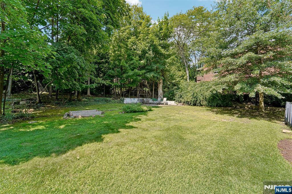 204 Union Street Ridgewood, NJ 07450 - Photo 39 of 42 Gallery Image 39