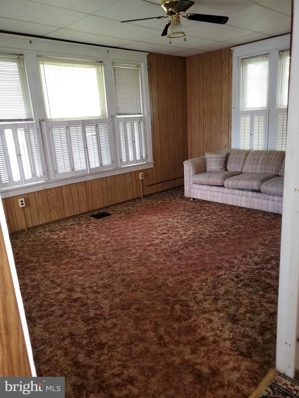 6 Pershing Boulevard Reading, PA 19607 - Photo 6 of 27