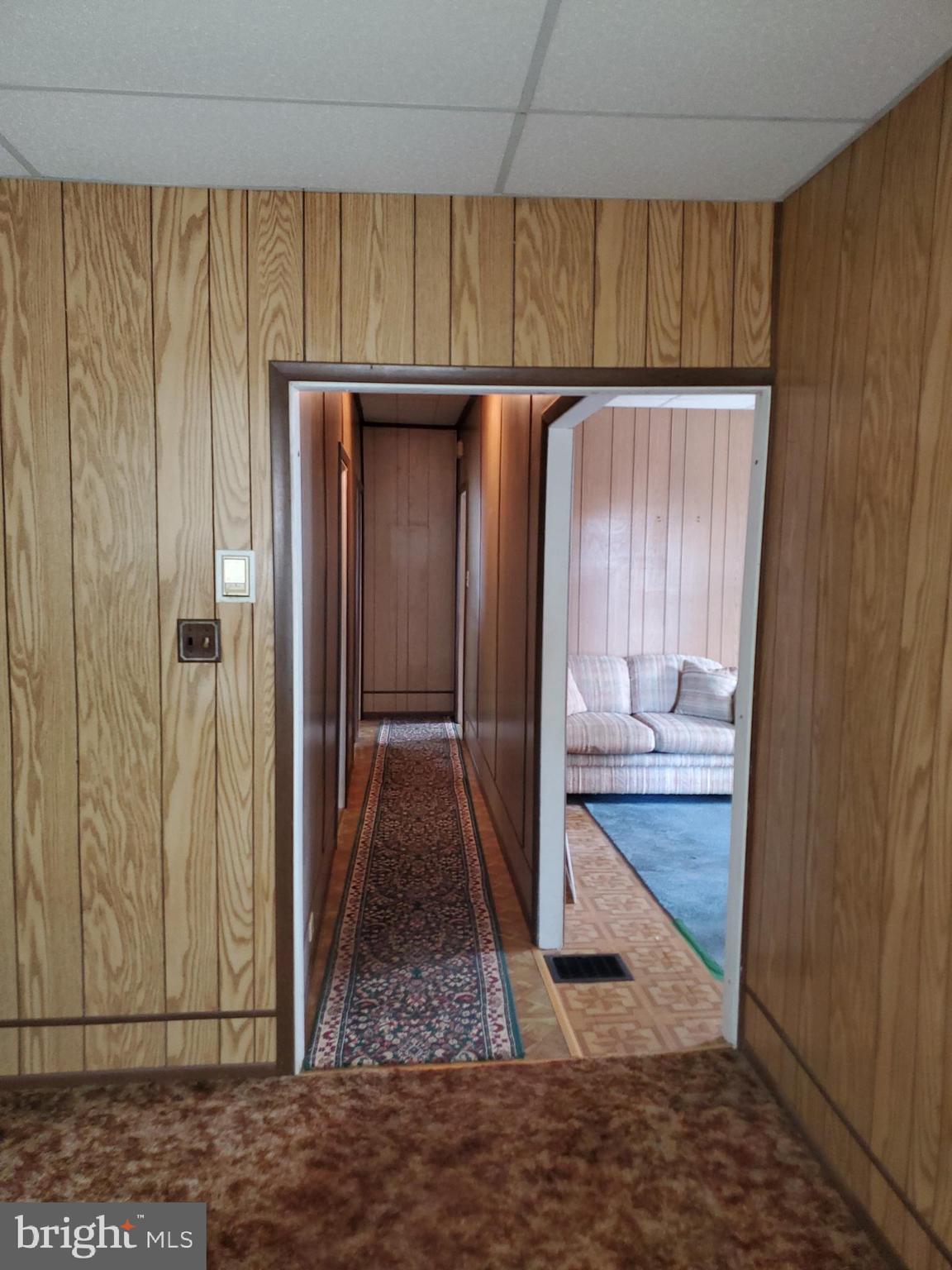 6 Pershing Boulevard Reading, PA 19607 - Photo 7 of 27