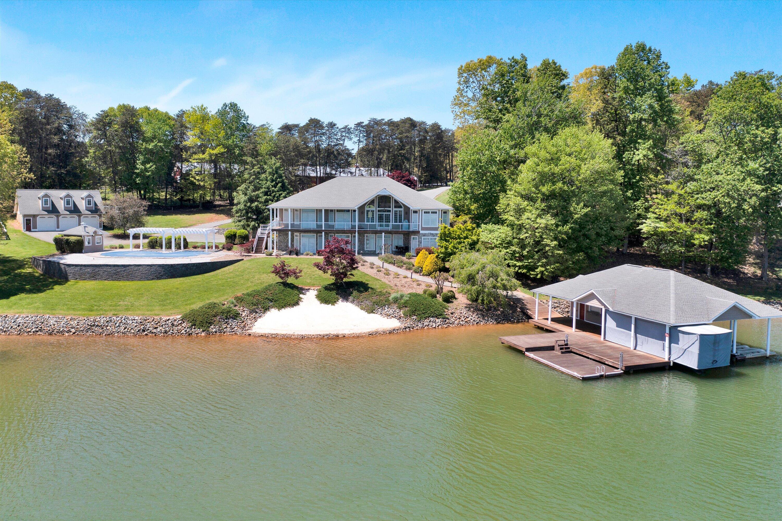 15 Tranquility Road Moneta, VA 24121 - Photo 4 of 110 004-042220240117
