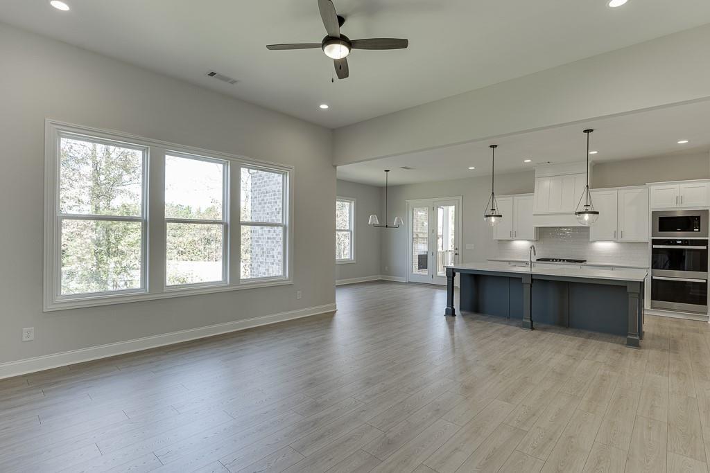 450 Thunder Road Buford, GA 30518 - Photo 14 of 81