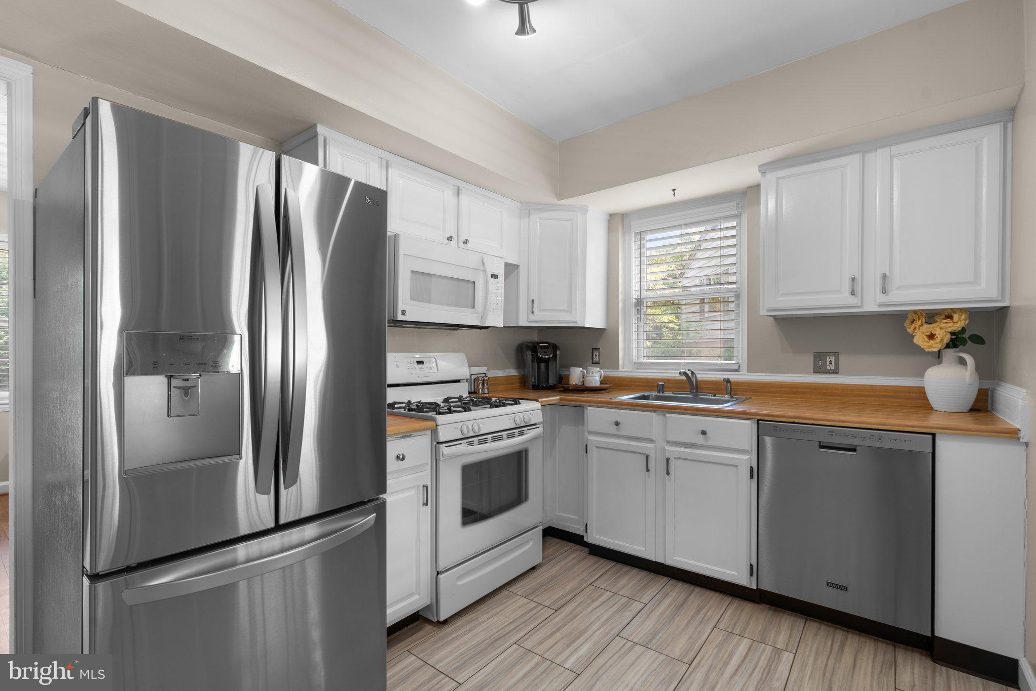 11702 Broadview Road Silver Spring, MD 20902 - Photo 7 of 21