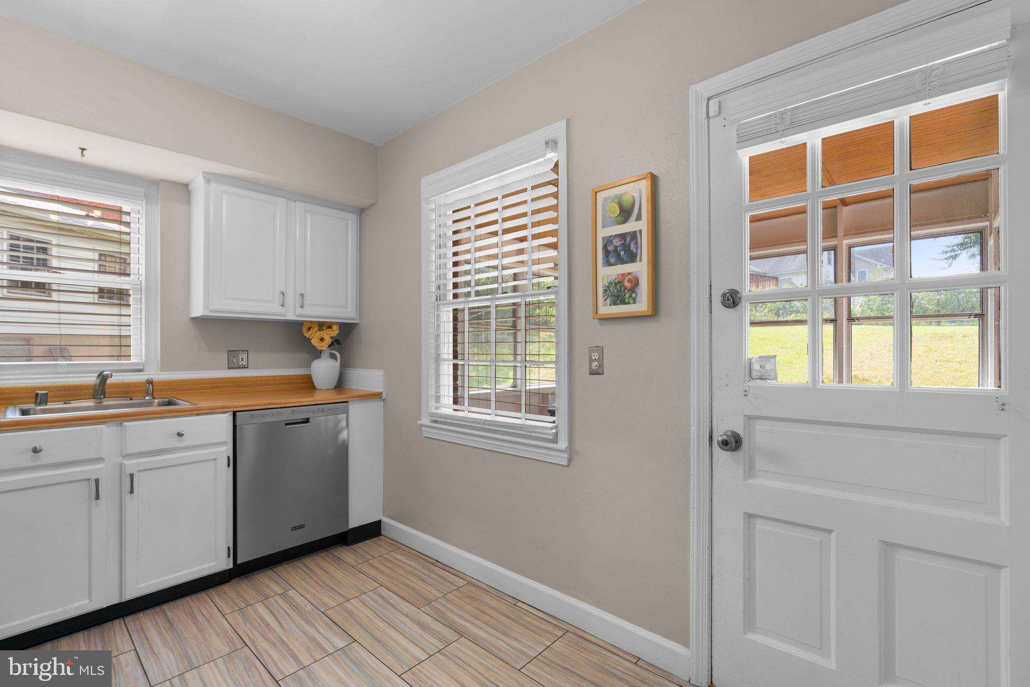 11702 Broadview Road Silver Spring, MD 20902 - Photo 8 of 21