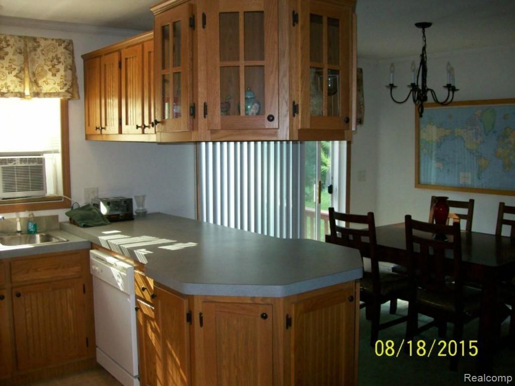 4195 North Lapeer Road Lapeer, MI 48446 - Photo 4 of 16 Gallery Image 4