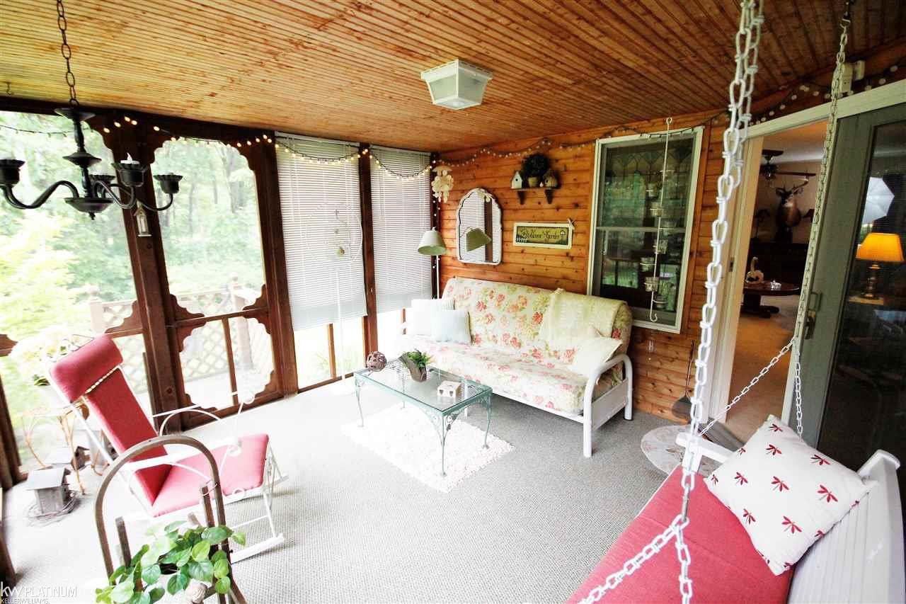 1938 Emerson Road Goodells, MI 48027 - Photo 20 of 38 31321964-19.JPG