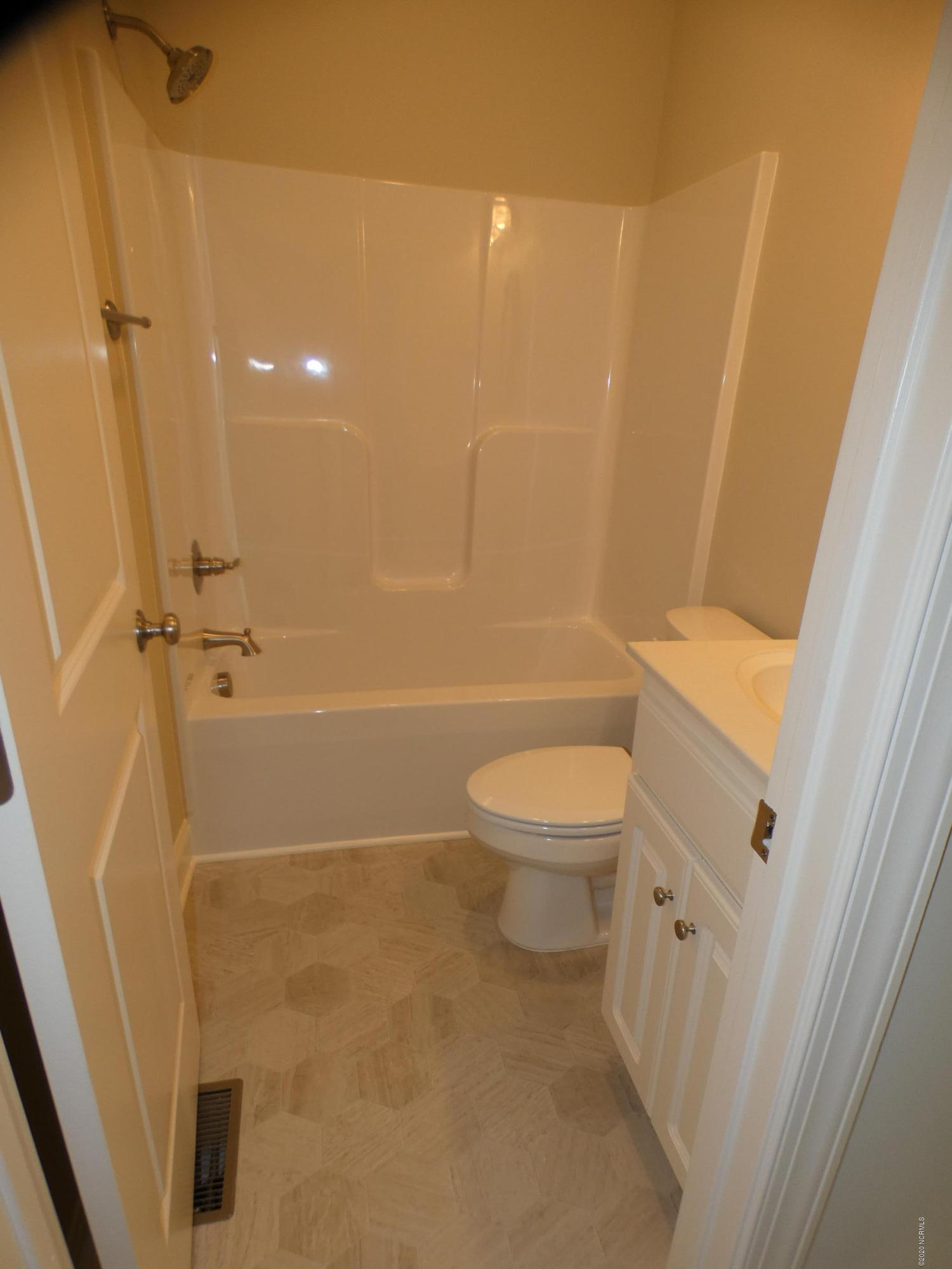 3883 Loop Road Nashville, NC 27856 - Photo 10 of 21 3883 Loop - Bathroom