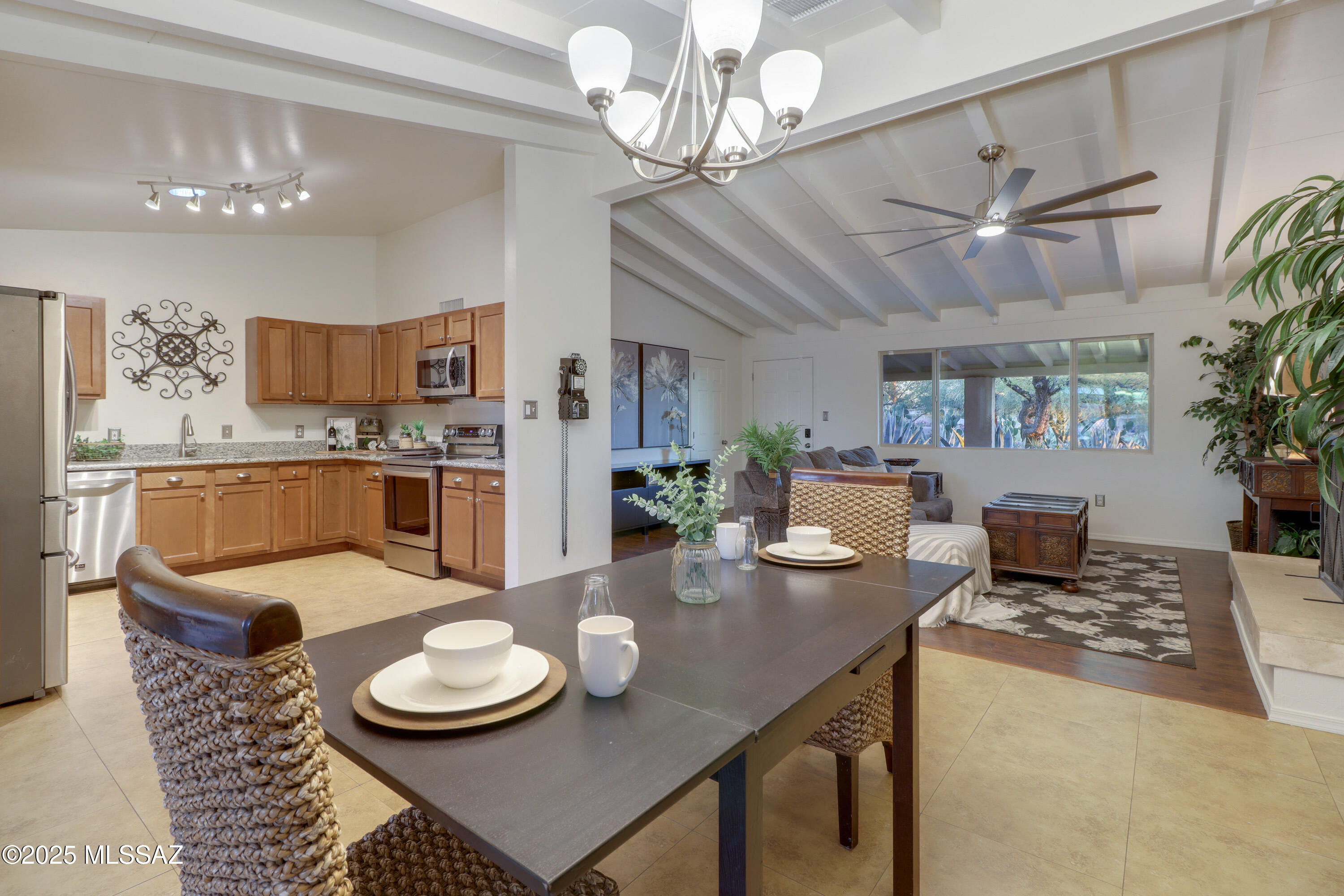 9161 East Stella Road Tucson, AZ 85730 - Photo 13 of 37 Gallery Image 13