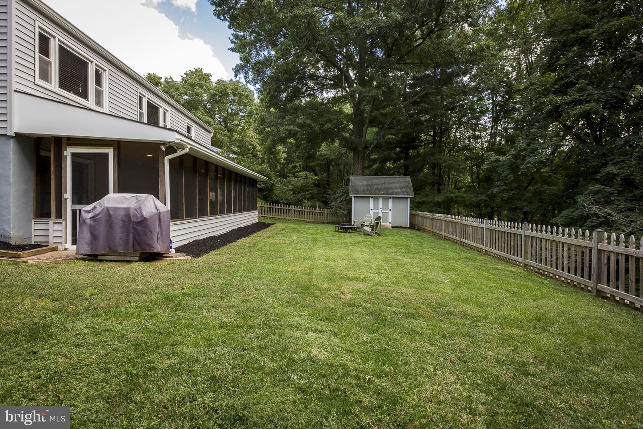 110 Woodwind Road Baltimore, MD 21228 - Photo 25 of 30 Exterior (Rear)