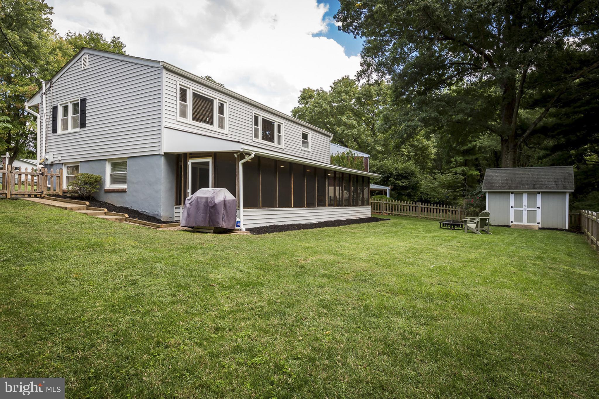 110 Woodwind Road Baltimore, MD 21228 - Photo 30 of 30 Exterior (Rear)