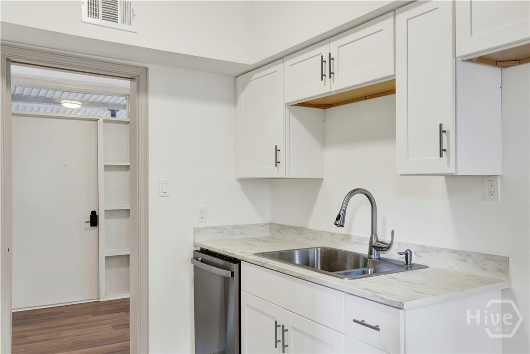 1317 Halcyon Drive Savannah, GA 31406 - Photo 15 of 24