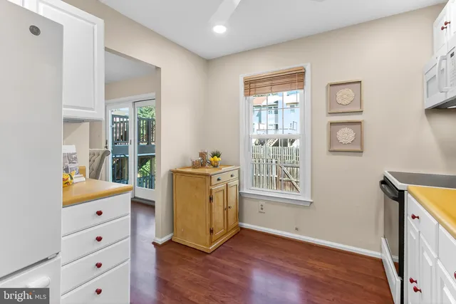 $619,900 | 2810 Andiron Lane, Vienna, VA 22180