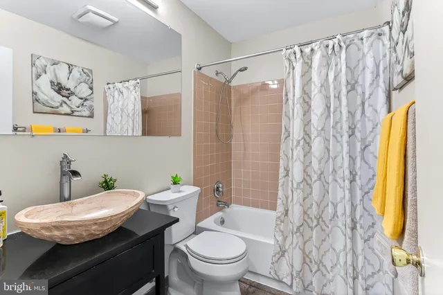 $619,900 | 2810 Andiron Lane, Vienna, VA 22180