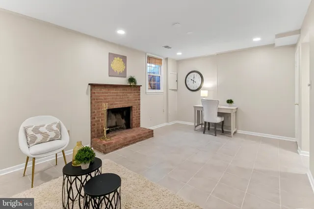 $619,900 | 2810 Andiron Lane, Vienna, VA 22180