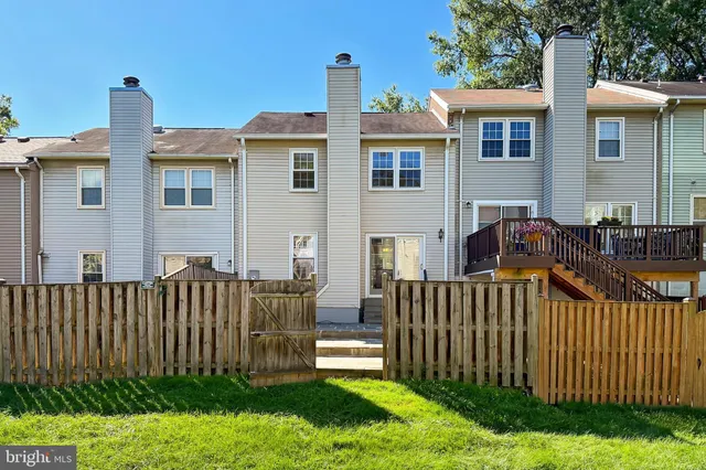 $619,900 | 2810 Andiron Lane, Vienna, VA 22180