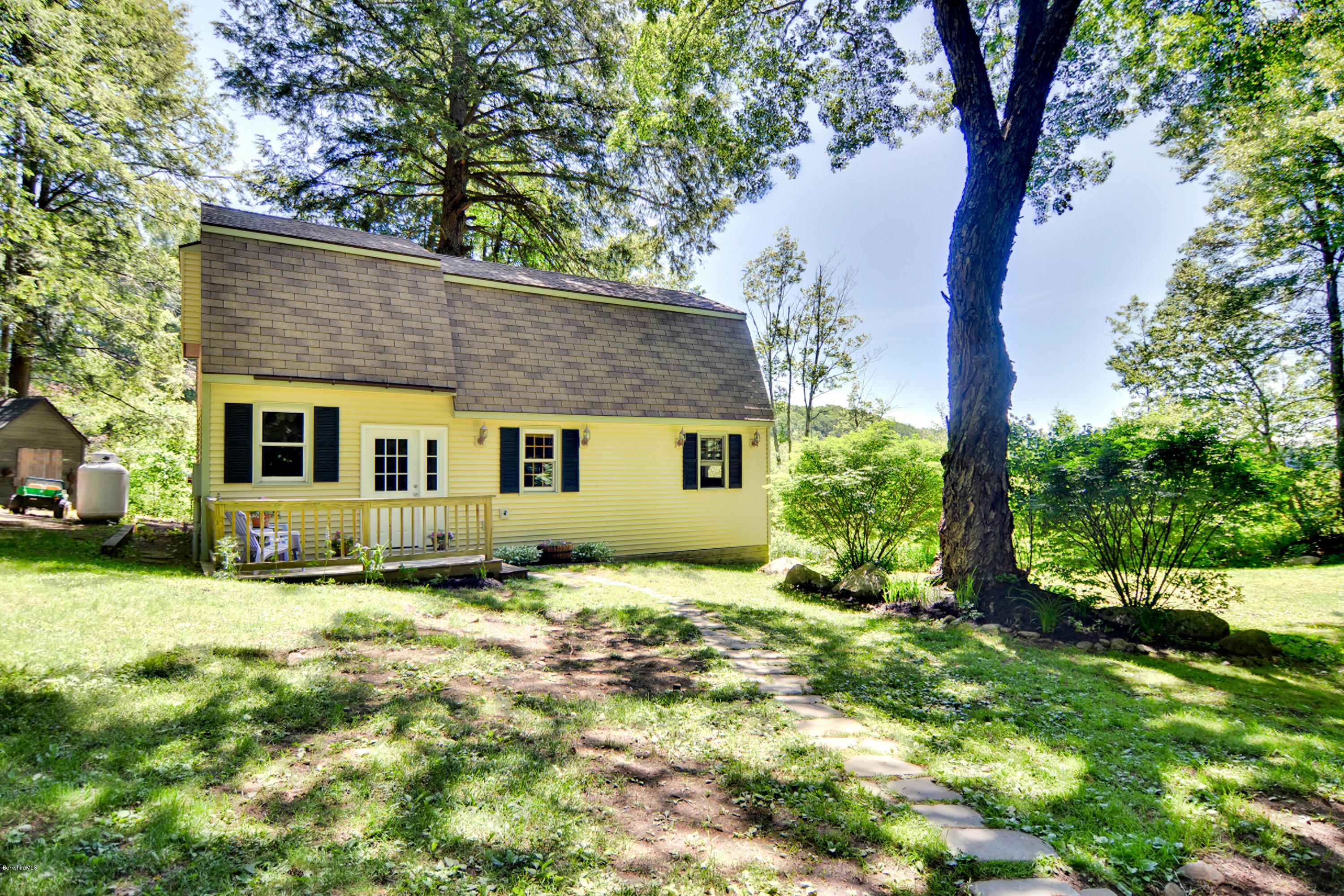 39 Becket West Road Becket, MA 01223 - Photo 1 of 25 DSC_0496-1