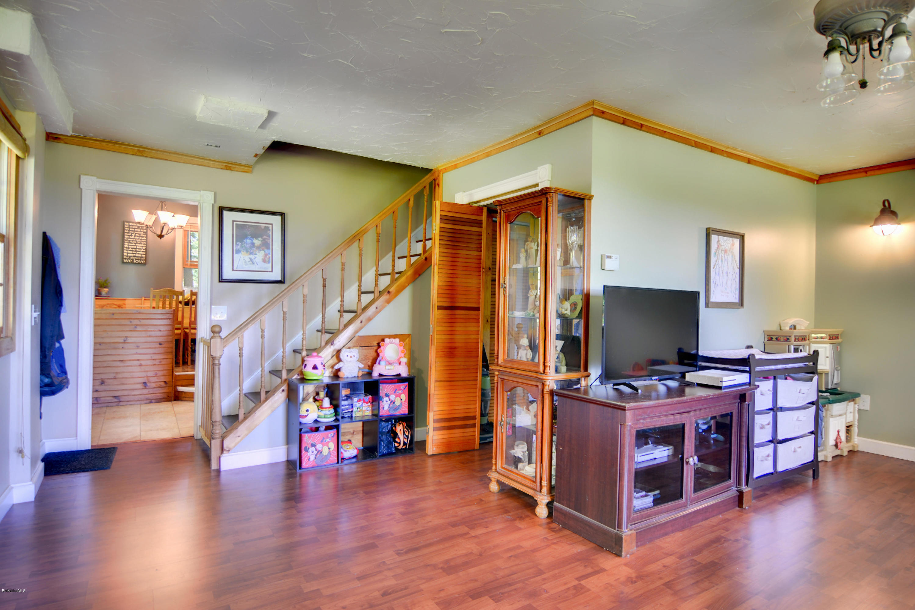 39 Becket West Road Becket, MA 01223 - Photo 10 of 25 DSC_0456-1