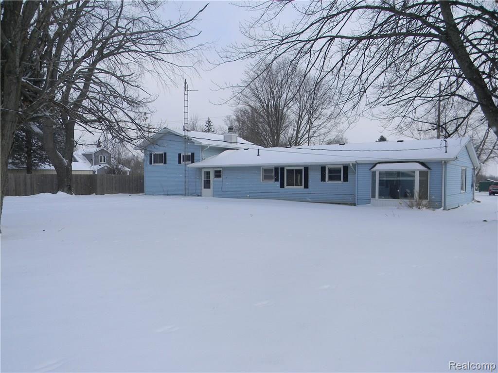 4391 North Gale Road Davison, MI 48423 - Photo 39 of 41 Rear view