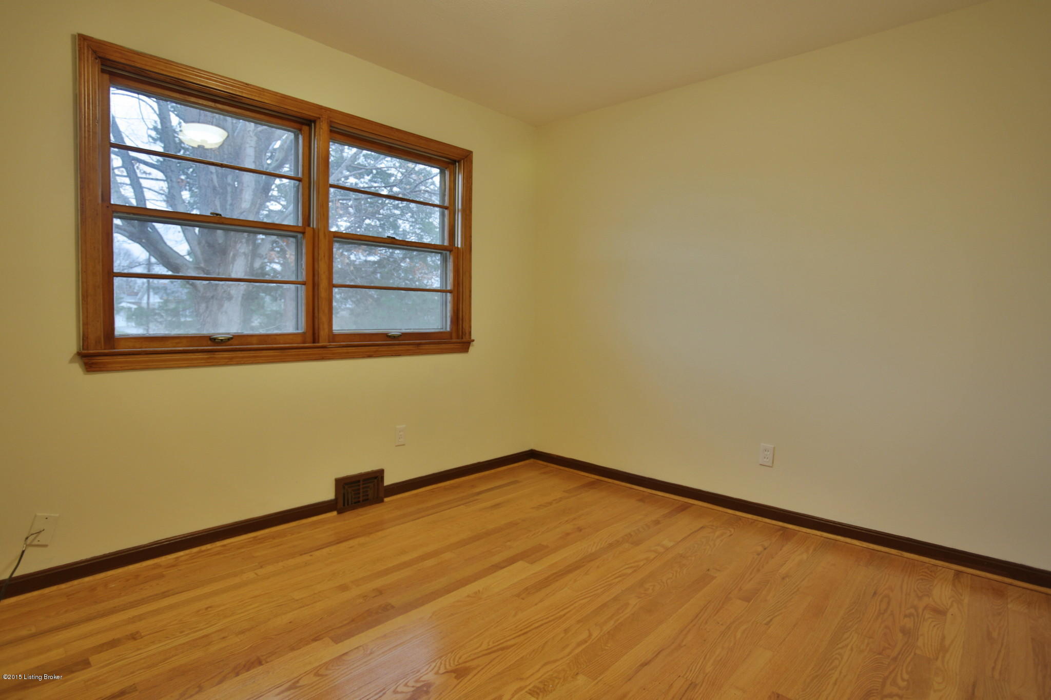 8614 Terry Road Louisville, KY 40258 - Photo 11 of 31 7
