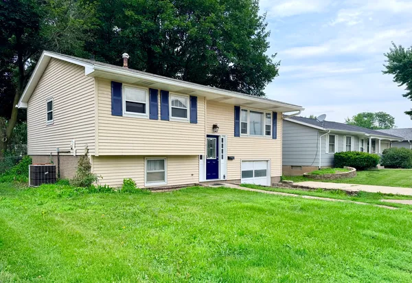 $149,900 | 3324 Eastern Avenue, Davenport, IA 52807