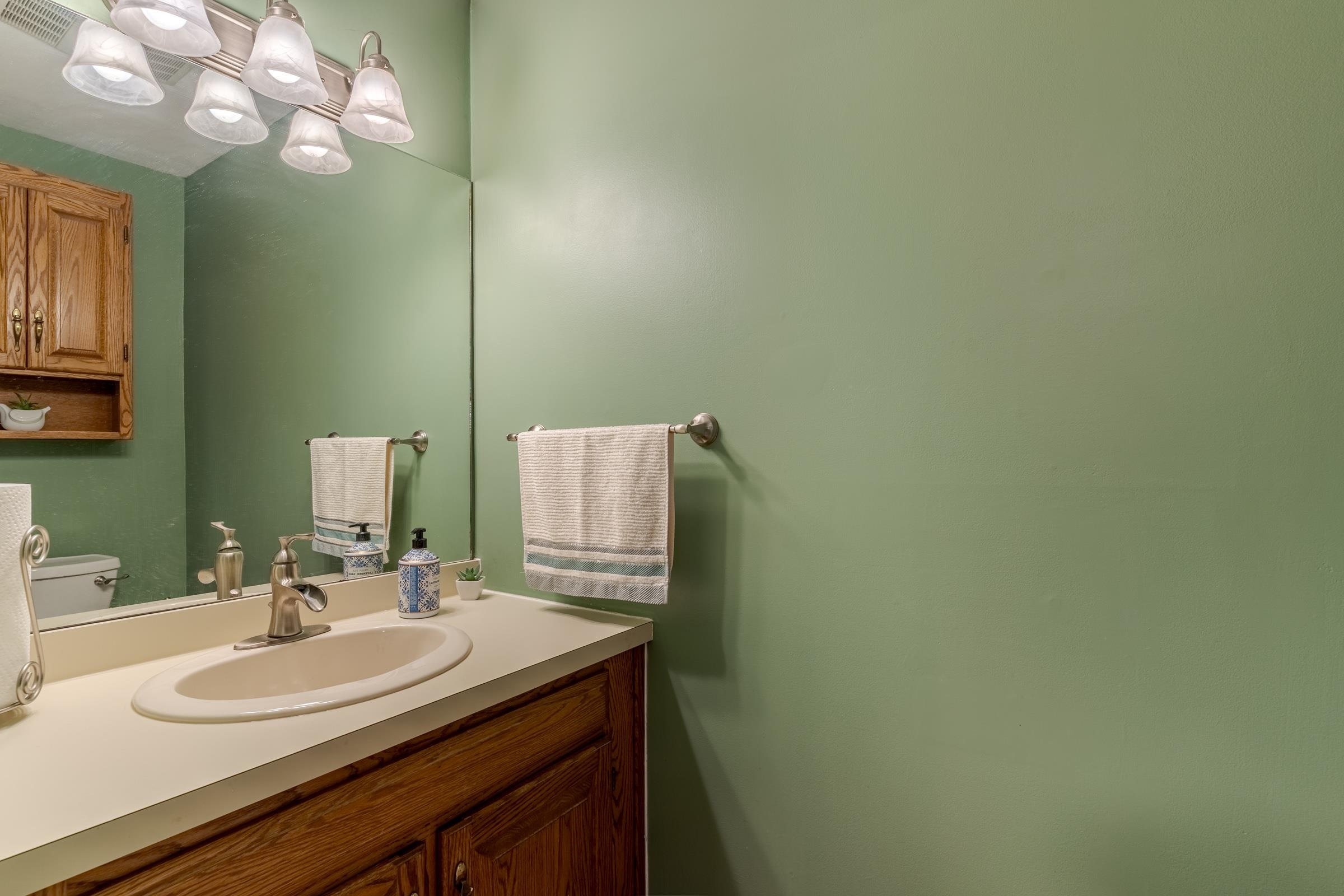 153 Coffin Road, Unit 23 Epping, NH 03042 - Photo 14 of 32