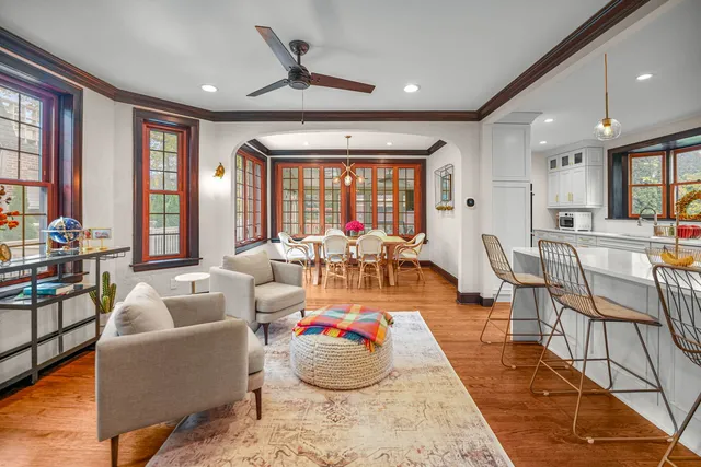 $710,000 | 10022 South Seeley Avenue, Chicago, IL 60643