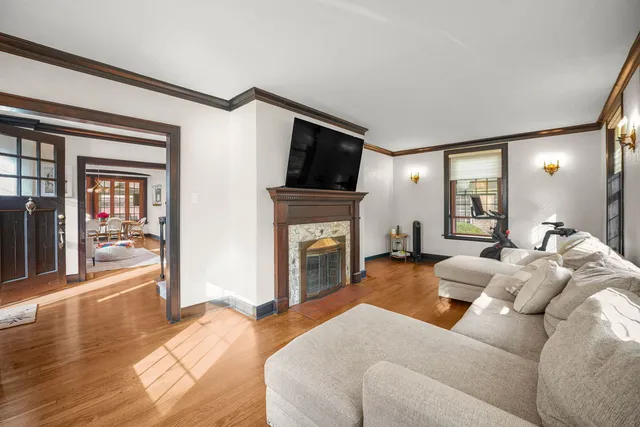 $710,000 | 10022 South Seeley Avenue, Chicago, IL 60643