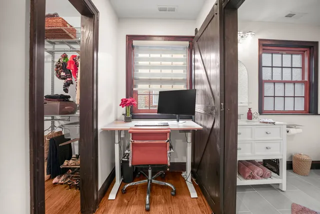 $710,000 | 10022 South Seeley Avenue, Chicago, IL 60643