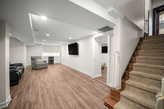 $710,000 | 10022 South Seeley Avenue, Chicago, IL 60643