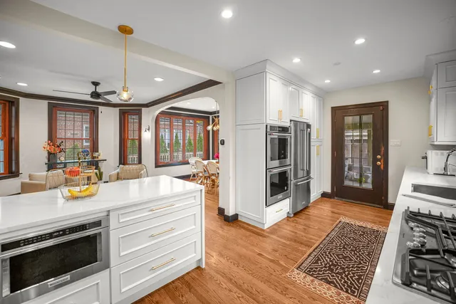 $710,000 | 10022 South Seeley Avenue, Chicago, IL 60643