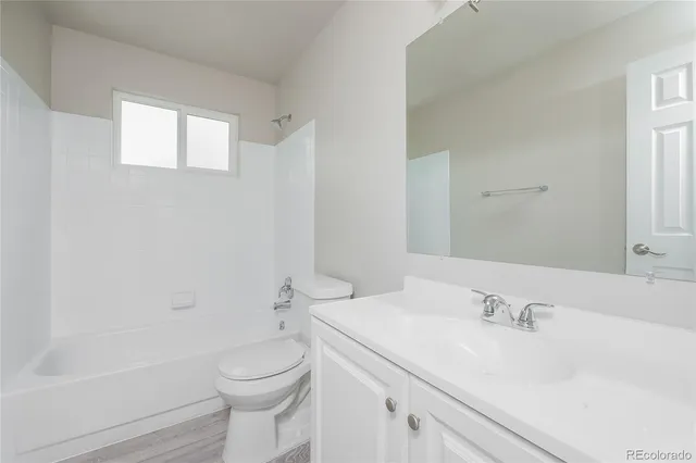 $2,570 | 19410 East 45th Avenue, Denver, CO 80249