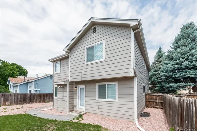 $2,570 | 19410 East 45th Avenue, Denver, CO 80249