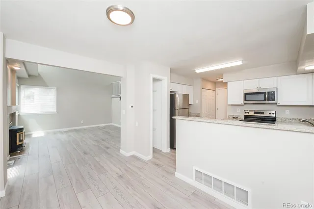 $2,570 | 19410 East 45th Avenue, Denver, CO 80249