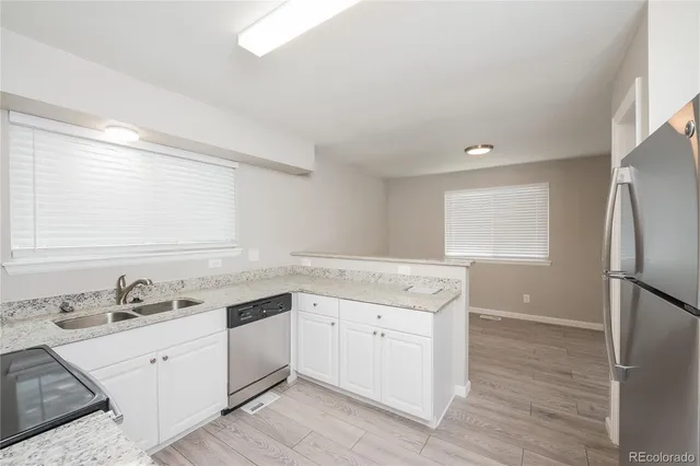 $2,570 | 19410 East 45th Avenue, Denver, CO 80249