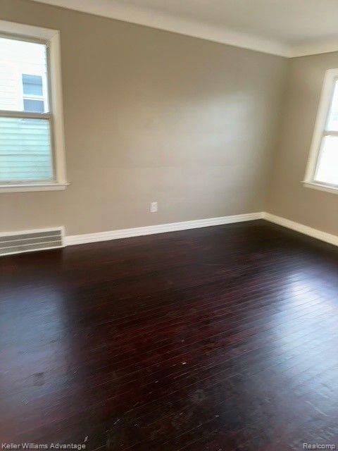 22036 Normandy Avenue Eastpointe, MI 48021 - Photo 3 of 10